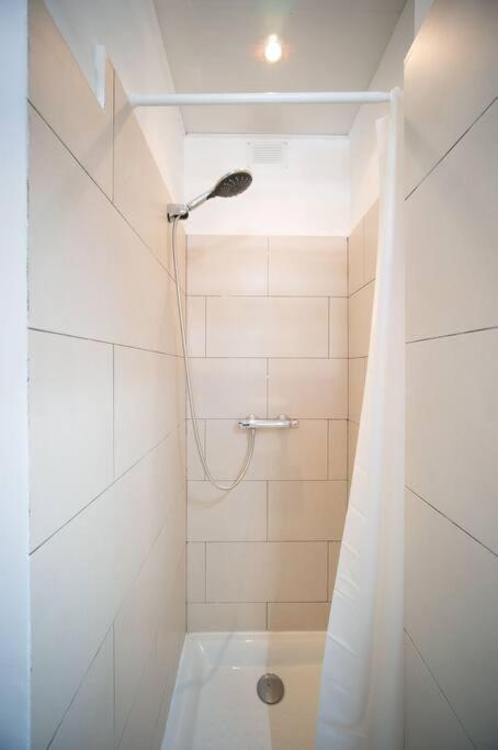 Appartement Tout Equipe Balcon 4 Pers St Charles Марсель Экстерьер фото